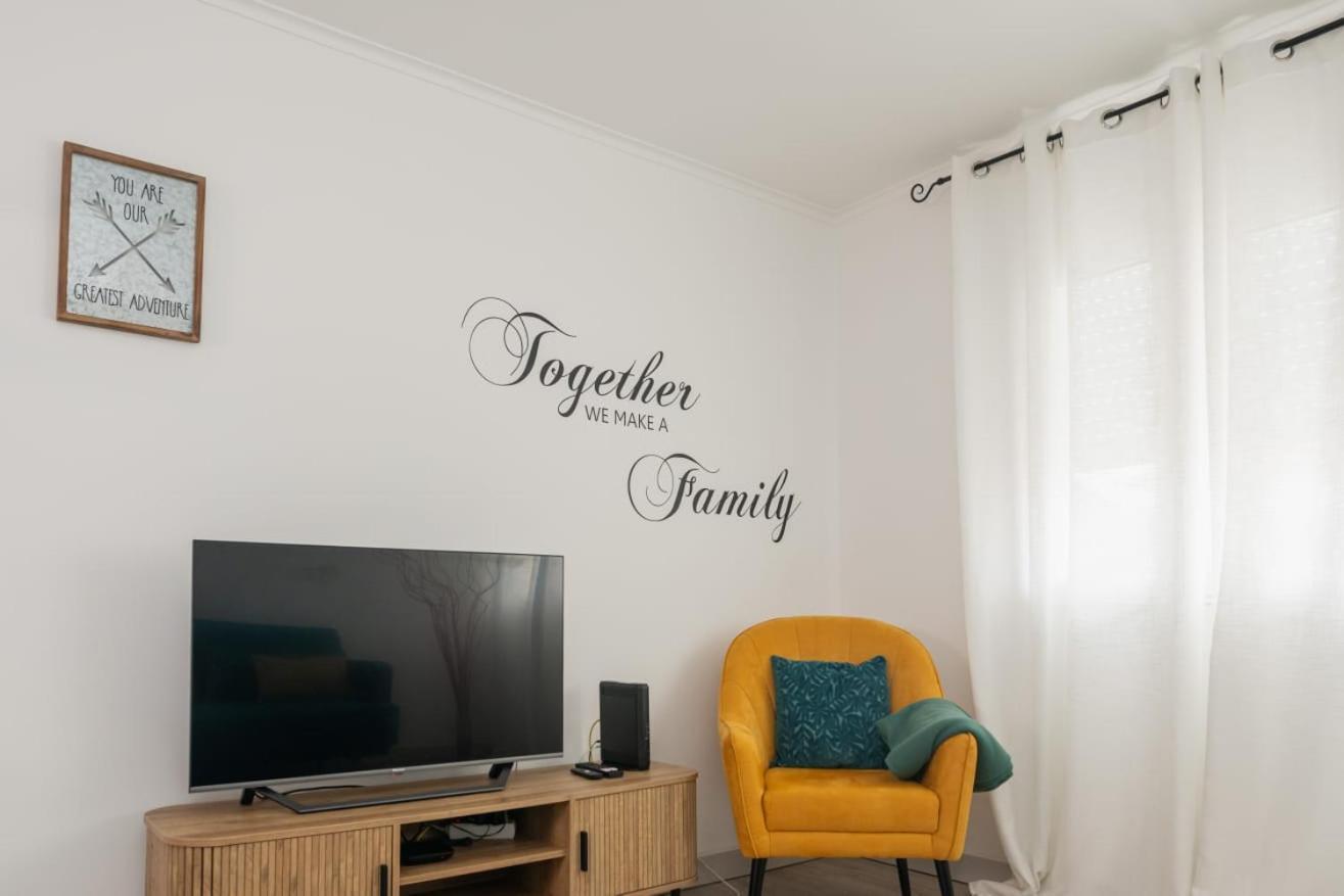 Family Friendly Azorean Apartment Ponta Delgada Kültér fotó